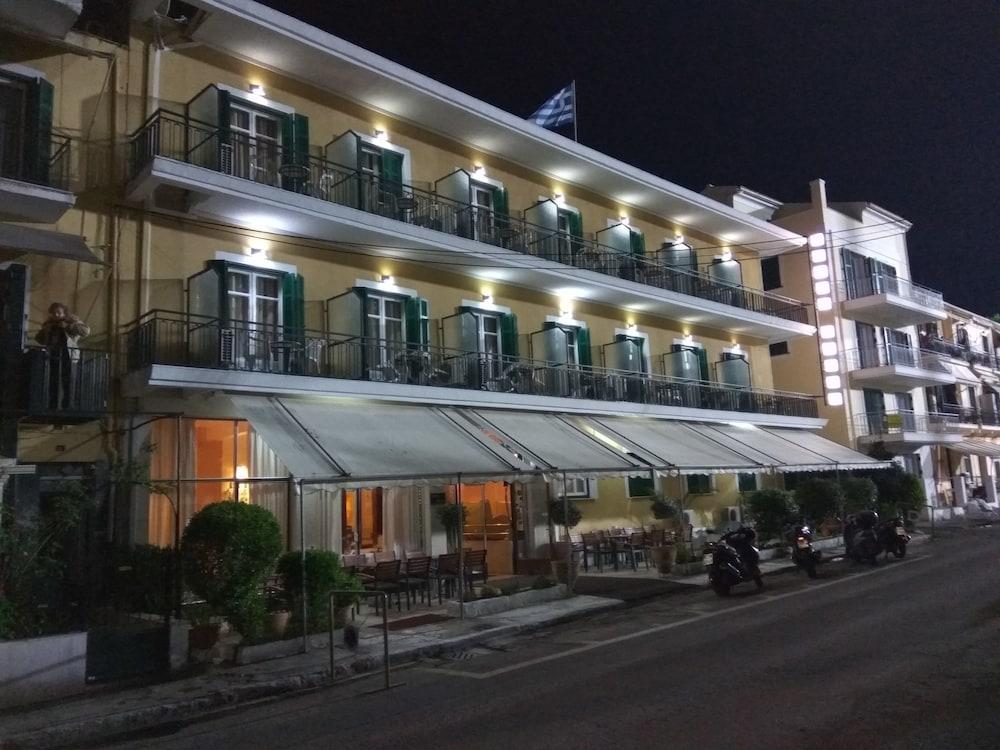 โฮเต็ล ดาเลีย Hotel Corfu  ภายนอก รูปภาพ