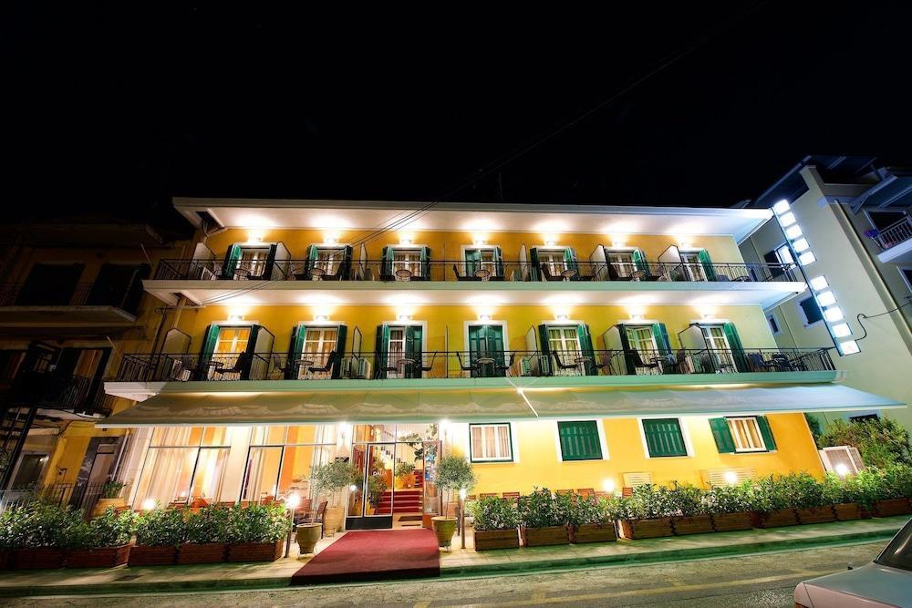 โฮเต็ล ดาเลีย Hotel Corfu  ภายนอก รูปภาพ