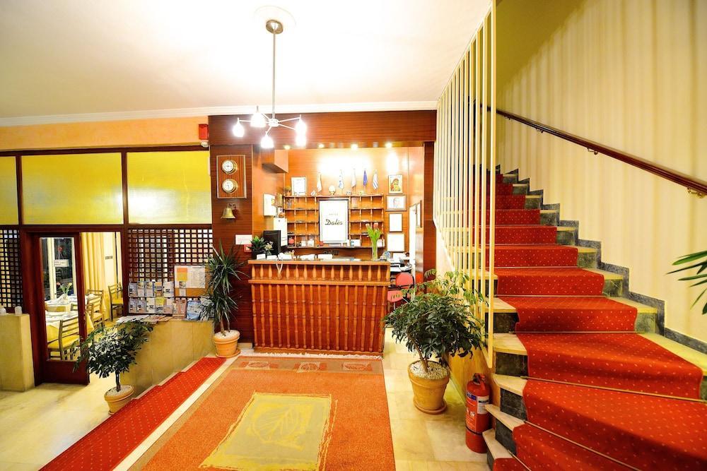 โฮเต็ล ดาเลีย Hotel Corfu  ภายนอก รูปภาพ
